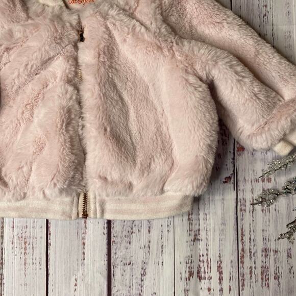 Cat & Jack Baby Pink Faux Fur Jacket Sz 6-9M - Picture 5 of 7
